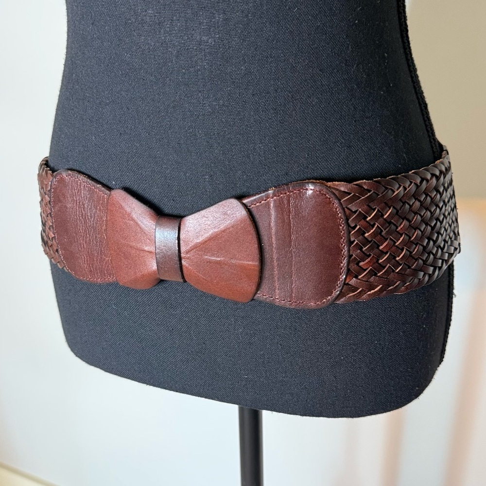 YIK FUNG Brown Leather Bow Front Elastic Snap Belt Wide Braided Vintage Y2K - Picture 2 of 11